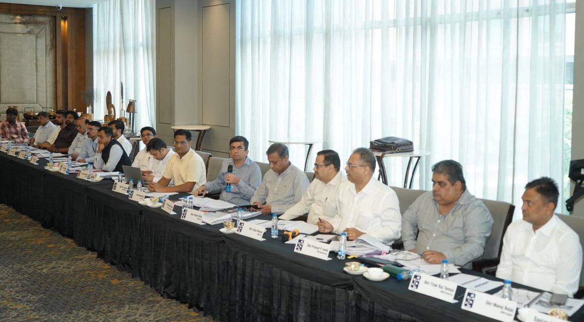cotcorp_ho's tweet photo. Shri Lalit Kumar Gupta, CMD, CCI, leads the two-day Annual Branch Managers’ Conference being held on 18–19 September 2026, bringing together senior officials from CCI Head Office and Branch Offices across India.

The Conference provides a strategic platform to review CCI’s performance during Cotton Season 2025–26 and deliberate on priorities and strategies for 2026–27, with focused discussions on MSP procurement, cotton sales, sustainability, digital transformation and operational excellence.

The Conference underscores CCI’s commitment to strengthening field-level operations, enhancing stakeholder engagement and building a more efficient, transparent and sustainable cotton value chain.