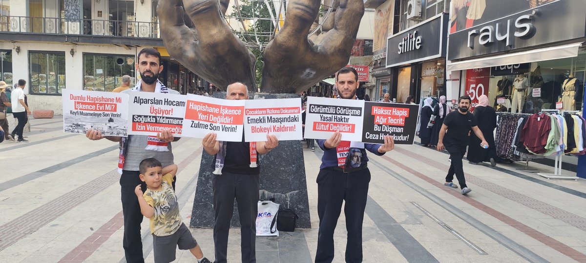 fhbtmn's tweet photo. Haksız hapis ağır tecrit:
Bu düşman Ceza hukukudur.
Dumlu Hapishane mi,
İşkence evi mi?
Keyfi muameleye son verin!
#YargıEliyleZulüm
Dumlu1Nolu IşkenceEvi
AlparslanHocaya Ozgürlük https://t.co/6wfkA8rvr8