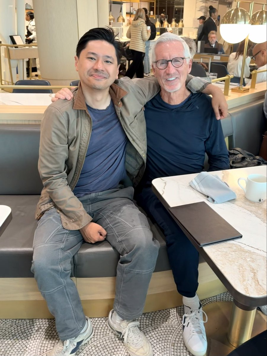 PabloTorre's tweet photo. *whispers*

bang https://t.co/wEJM9RbMyn