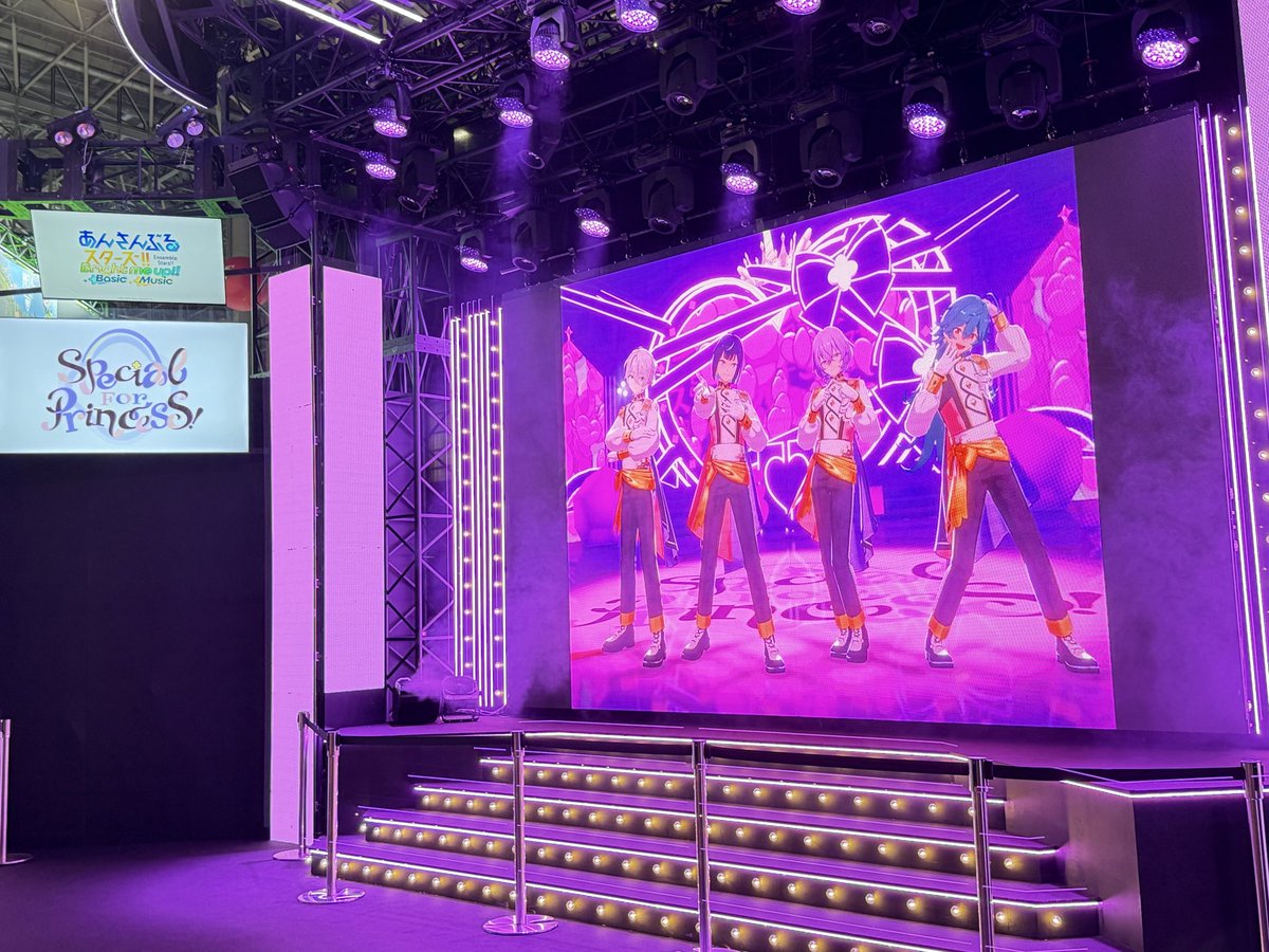 oritsukihkn's tweet photo. TGSのあんスタブースです✨️✨️✨️✨️ https://t.co/JOATuWOo7M