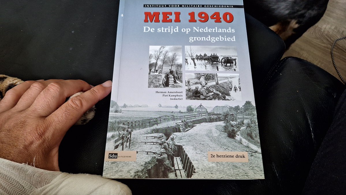 DarthSimba's tweet photo. Nowy nabytek.
Kiedyś przeczytam 😆
#książka
#book
#historia
#history
#secondworldwar
#tweedeoorlog https://t.co/NmygXFJSVO