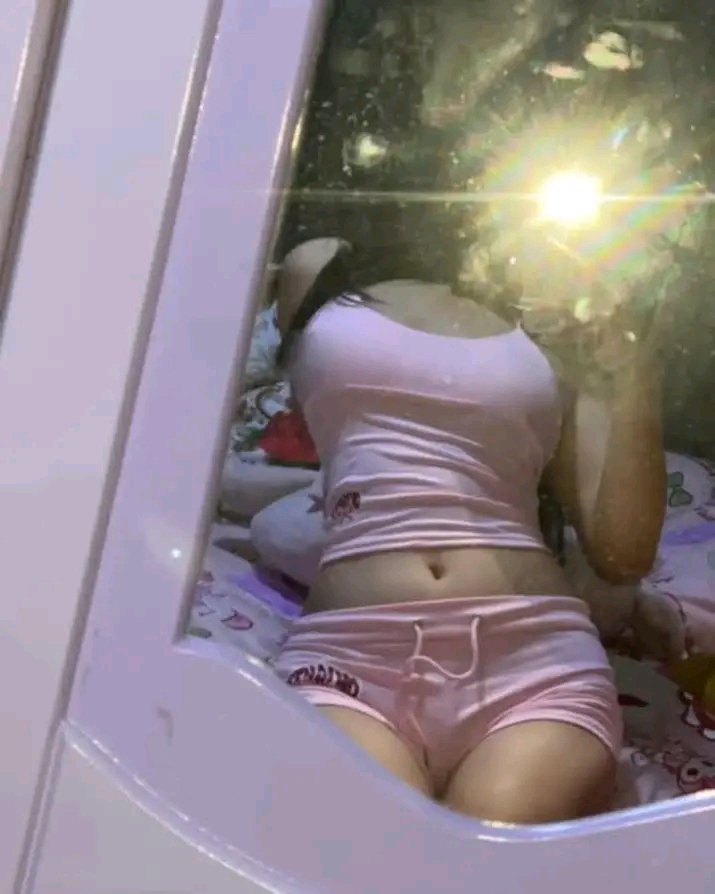 Dianaa2l's tweet photo. Badan capek pengen tidur tpi mata belom ngantukk😭 https://t.co/7QXaHSTPkD