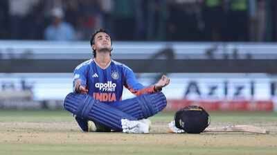 JaipurDialogues's tweet photo. Jemimah Rodrigues can thank Jesus for her Win and Performance 

But Abhishek Sharma cannot thank Shiv Ji for his Performance 

Wah re Liberals https://t.co/fXCePAE11l