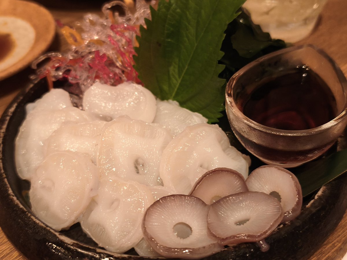 TDN____OTK's tweet photo. 会社の歓迎会で金沢の海の幸食べたんだけどその中でも水タコ美味すぎて脳汁出た🤯 https://t.co/sDIbfyNAHR