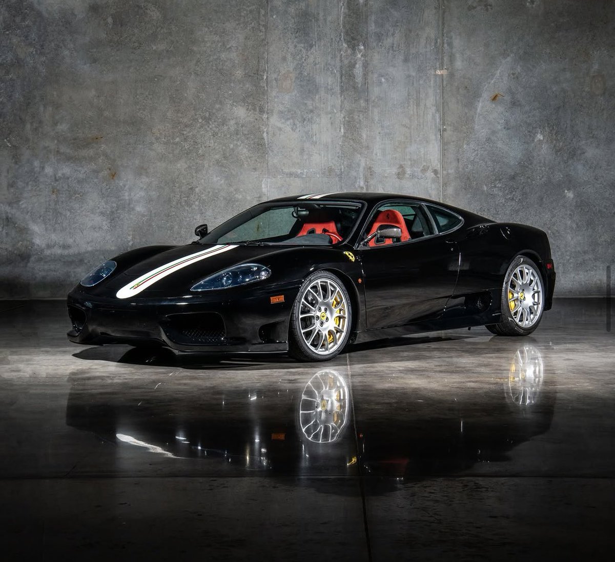 FlawlessSpec's tweet photo. Nero Daytona Ferrari 360 Challenge Stradale https://t.co/jbpNuJV6sl
