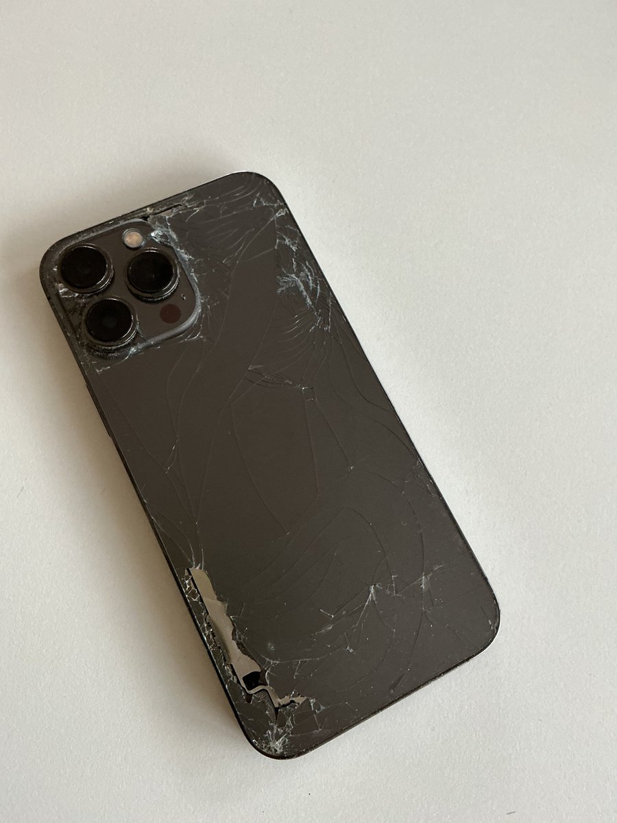plantpatt's tweet photo. welp, the 13 Pro Max i got when it launched has been an absolute workhorse 

(and is still working beautifully, mind you... peak iphone imo. that back glass cracked in its first 6mo and it couldn’t care less) 

but now the battery is bloating and it’s lifting the display panel, so it’s days are counted :(