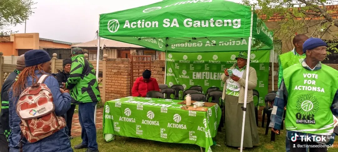 SedibengActions's tweet photo. Boipatong oversight  ward 8 #voteactionsa 💚🤍 @Funzi_Ngobeni @EvelynMondlana @AdviceChumaT https://t.co/XibiVQLtKL