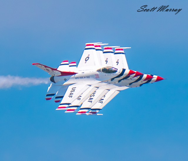 Restrantek's tweet photo. @usairforce 79th Anniversary September 18, 2026.
#thunderbirds #F16 #fightingfalcon https://t.co/tSh9oYDOLD