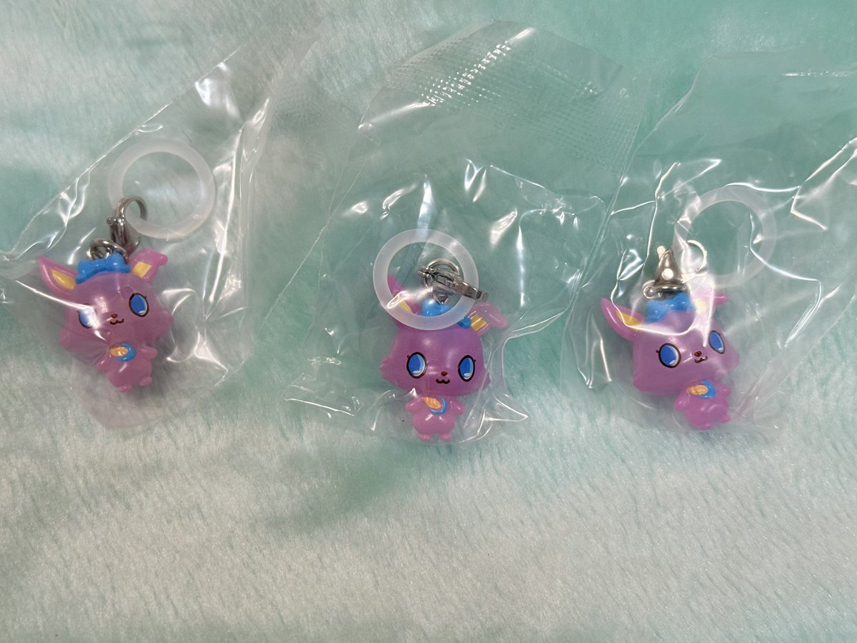 kuroppi_0219's tweet photo. ジュエルペット めじるしアクセサリー2
交換
【譲】ルナ
【求】サフィー ペリドット

◎都内手渡し可能
◎郵送可能
お気軽にお声掛けください🙇🏻‍♀️ https://t.co/QGkbBQRquO