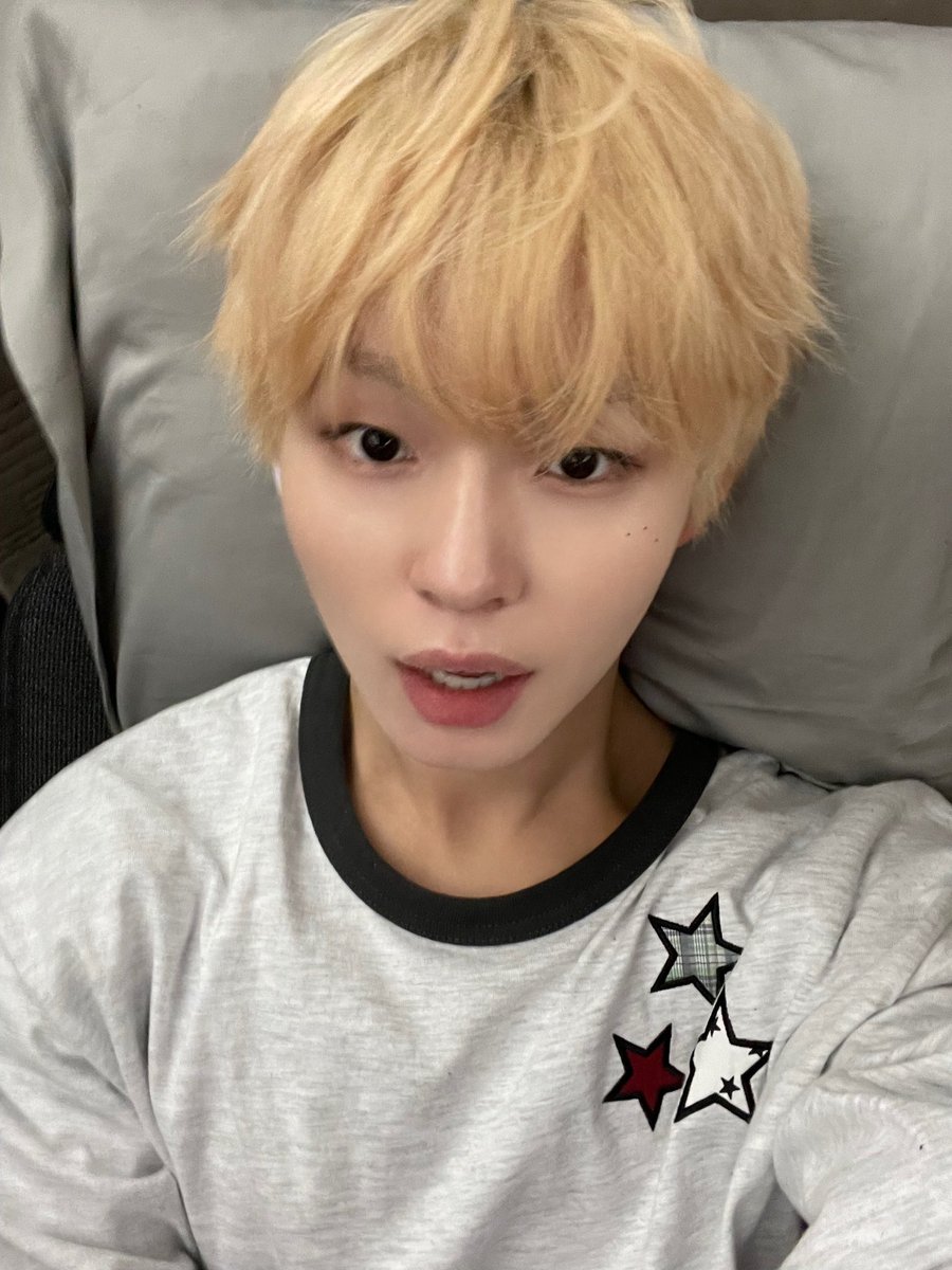 m478304's tweet photo. 치즈냥이보고싶다~.~ https://t.co/j7eHHVTUV1