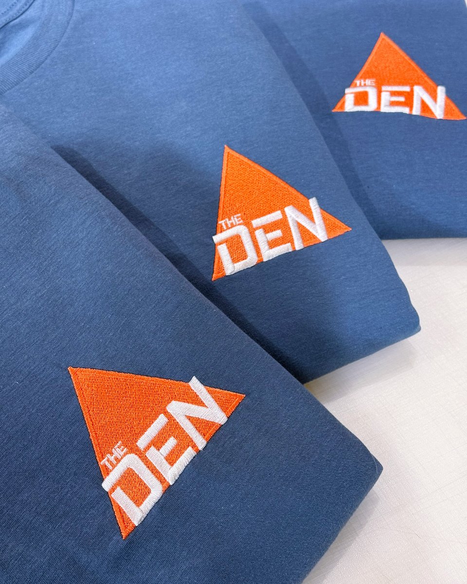 WizardEmb's tweet photo. Fresh off the embroidery machine and looking sharp! 🔥 
A further 15 branded t-shirts complete for The Den

Wizard Embroidery
📞 01788 833020
📧 wizardembroidery@hotmail.com
https://t.co/i8KNpbyiAD

#workwear #uniform #teamwear #embroideredworkwear #theden #retropower https://t.co/dvGp0vfhIi
