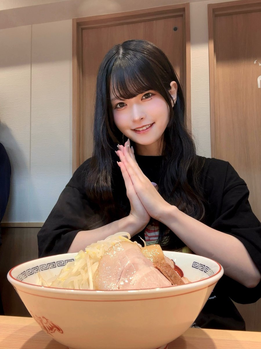 fuumi_SEKAIE tweet picture