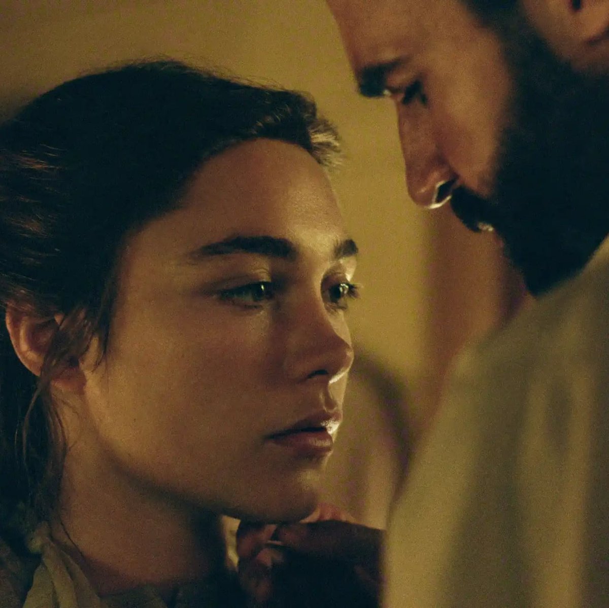 MTNbreaking's tweet photo. New look at Florence Pugh and Christopher Abbott's Netflix adaptation, 'East of Eden'.

Also starring Mike Faist and Joseph Zada, the 7-episode limited series premieres on October 1, 2026.

Via @EW https://t.co/eOwpTBMLX7