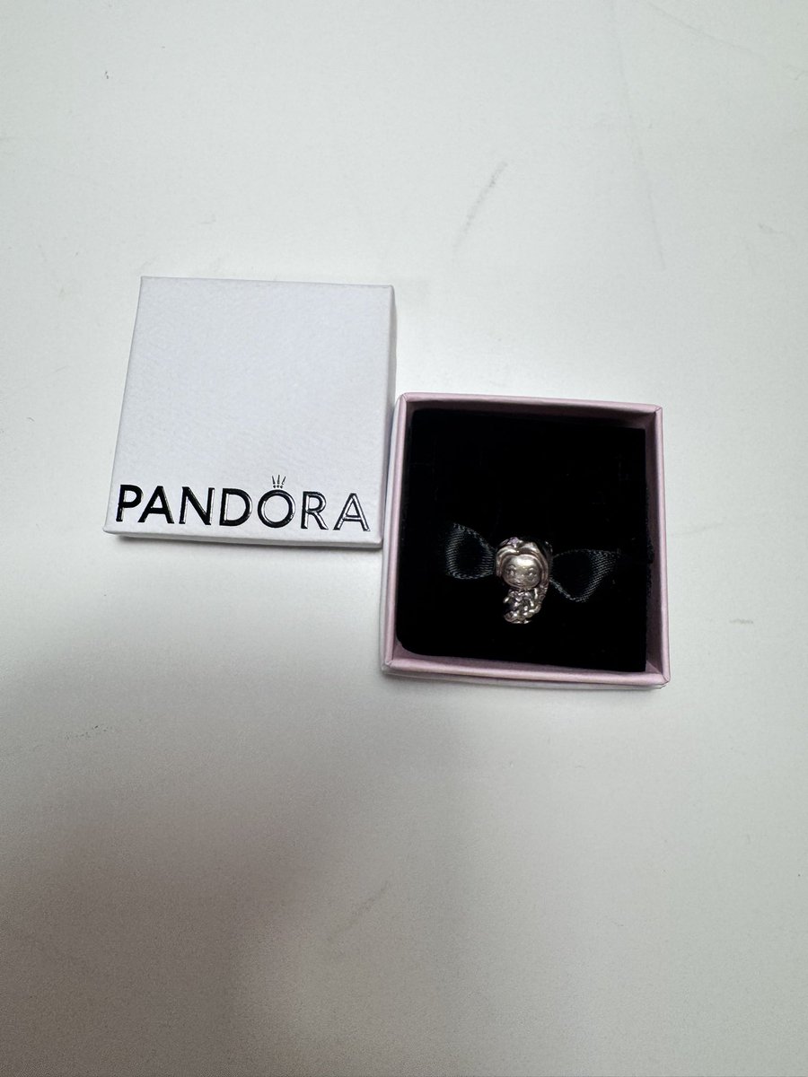 sweetpapee's tweet photo. ชาร์ม Rapunzel 🔮🐸

-price 500 free shipping 

#pandora #pandorathailand #ตลาดนัดpandora #ส่งต่อpandora https://t.co/lxNlpFIdWw
