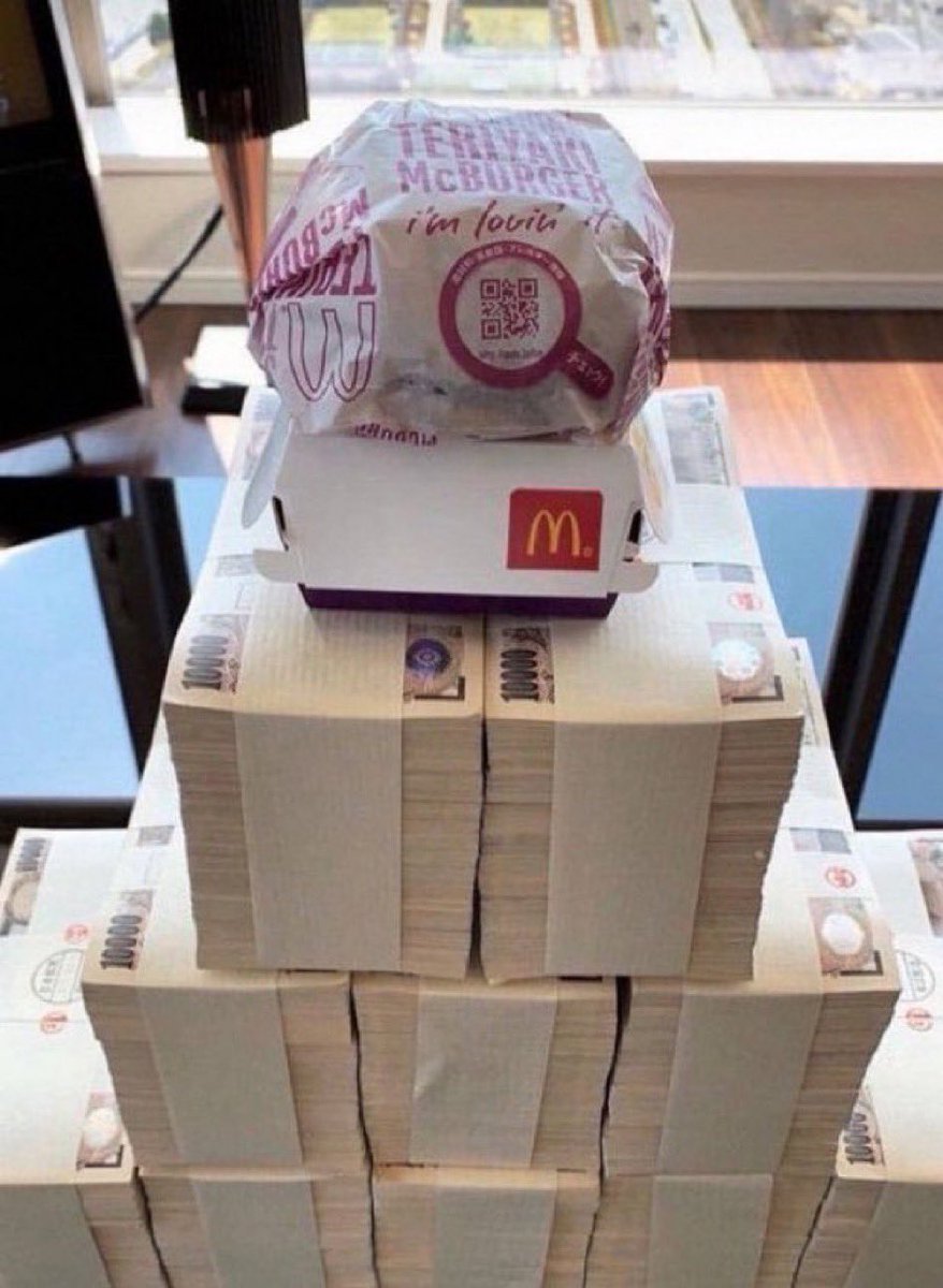 Paypayao3m's tweet photo. If you got 5 million yen today, what would you spend it on? 🤔💴

① Pay off debt  
② Invest it  
③ Use it to make life better... https://t.co/7OMuo49eBB