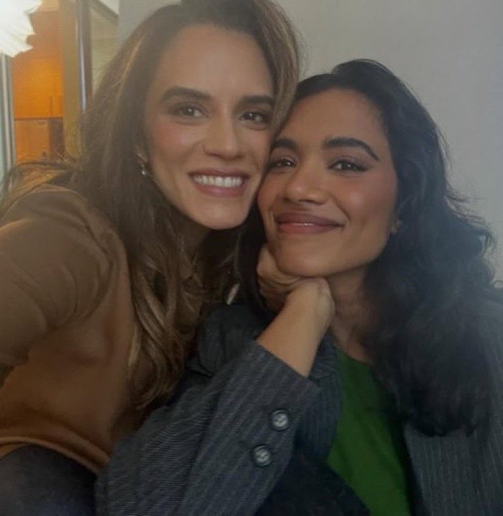 bestofsupriya's tweet photo. Happy birthday to the talented & beautiful Sepideh Moafi ⭐️💕

Supriya: “Meeting someone like Sepi, who has had such a wonderful career and stayed true to her artistry, has been incredibly freeing. I'm beyond grateful to have met her.”

Sepideh: “Supriya has such a strong moral compass and she's not afraid to use her voice. She’s so smart, so curious, and just lovely. I adore her and want nothing but great things for her.”