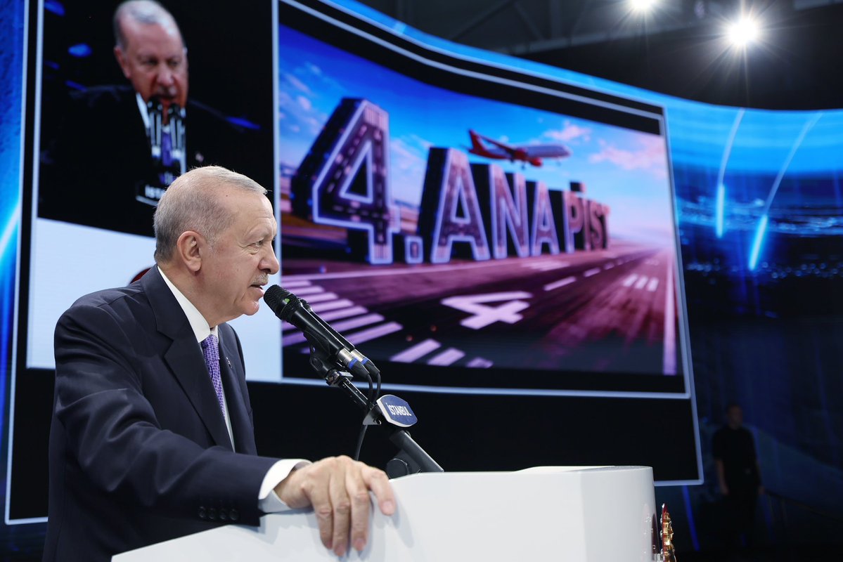 tcbestepe's tweet photo. “Bölgesinde söz sahibi, dünyada ise muteber bir Türkiye'yi milletimizle beraber kuvveden fiile çıkardık” https://t.co/hepqv80VZt https://t.co/esIN8b0WDn