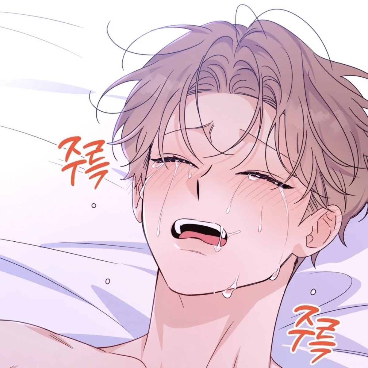 ukehotline's tweet photo. dohyun is a freak but i get him i truly do https://t.co/QLlZ1MCxpB
