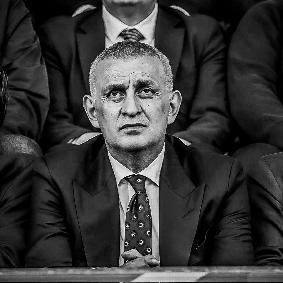 kartalhatti's tweet photo. İbrahim Hacıosmanoğlu: "Trabzonspor ile Diyarbakırspor oynuyorsa hakem takdir hakkını Diyarbakırspor'dan yana kullanacak."

31.08.2024

NOT: "Amedspor, 19.08.2024'ten bu yana 760 gündür kendi evinde maç kaybetmiyor." https://t.co/P8miqSIMtI
