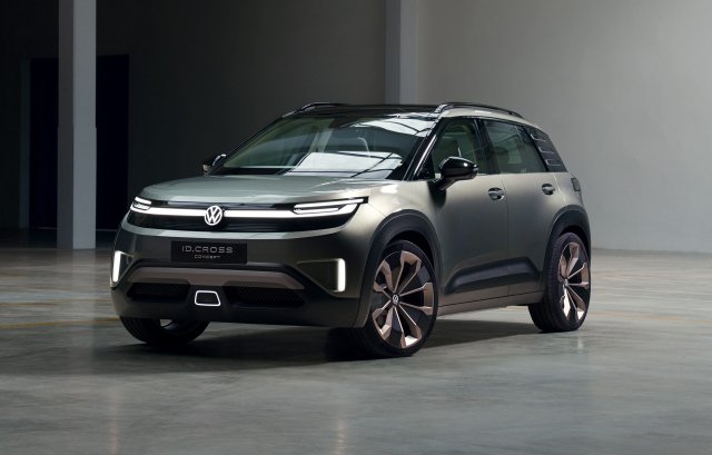 PNAproyecta's tweet photo. 🚗🔋 Volkswagen Navarra comienza la producción del ID. Cross, su segundo modelo eléctrico tras el Škoda Epiq

🏭 VW espera producir 24.300 unidades del nuevo modelo hasta final de año, con 10.000 ya vendidas

🔋🔋⛽⛽ Ambos modelos se suman a los de combustión T-Cross y Taigo https://t.co/uNa9MlWKxt