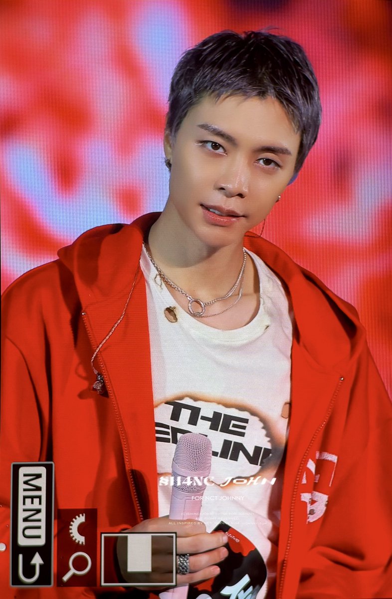 Shine4John_0209's tweet photo. 260918 THE RED LINE #JOHNNY #쟈니 https://t.co/kSragWSEpQ
