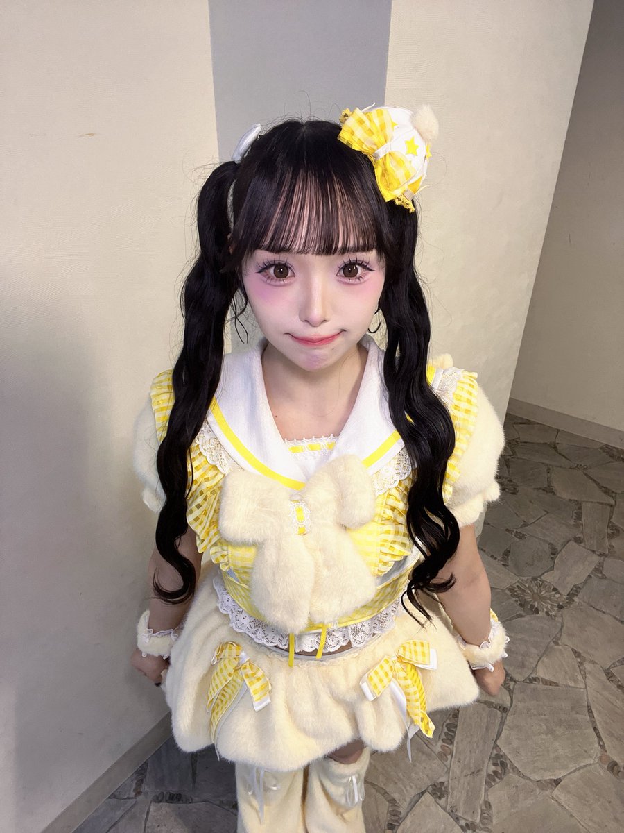 shi_c2's tweet photo. 一緒すぎww
ちゃんとほくろまで一緒で再現度高くて好き‼️‼️かわいい💛💛💛

 #ぴなとはんぶんこ  #しーにむちゅー  #めぐにゃめろい https://t.co/CPh2zXlxy9