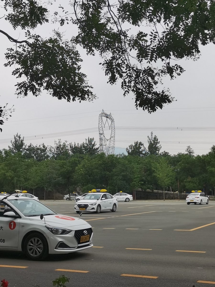 adeld871100's tweet photo. Just aced my driving test on the first try after 2 months of messy parallel parking and panic at the roundabouts  Proud of this milestone!， https://t.co/Wn7zKOHIgG
