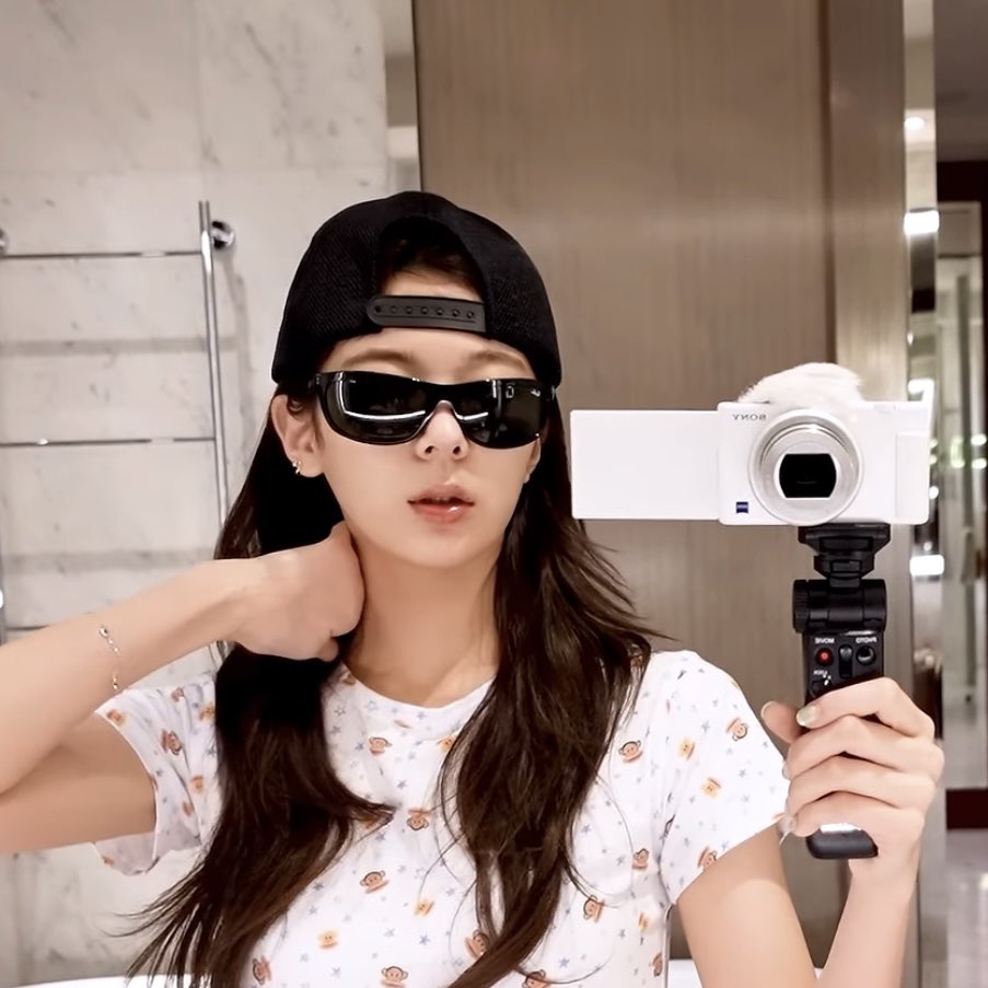 0721tzy's tweet photo. 아 https://t.co/1oitbA3nSJ