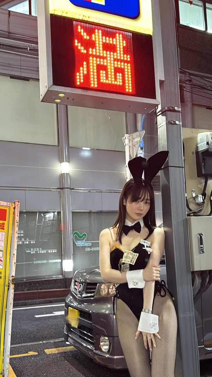 近衛りこさんのエロ画像、2026年09月18日23時01分00秒に投稿