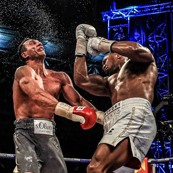 FutureOfPress's tweet photo. @ABamford80554 @IFLTV @EddieHearn https://t.co/hlmvg9gDm4