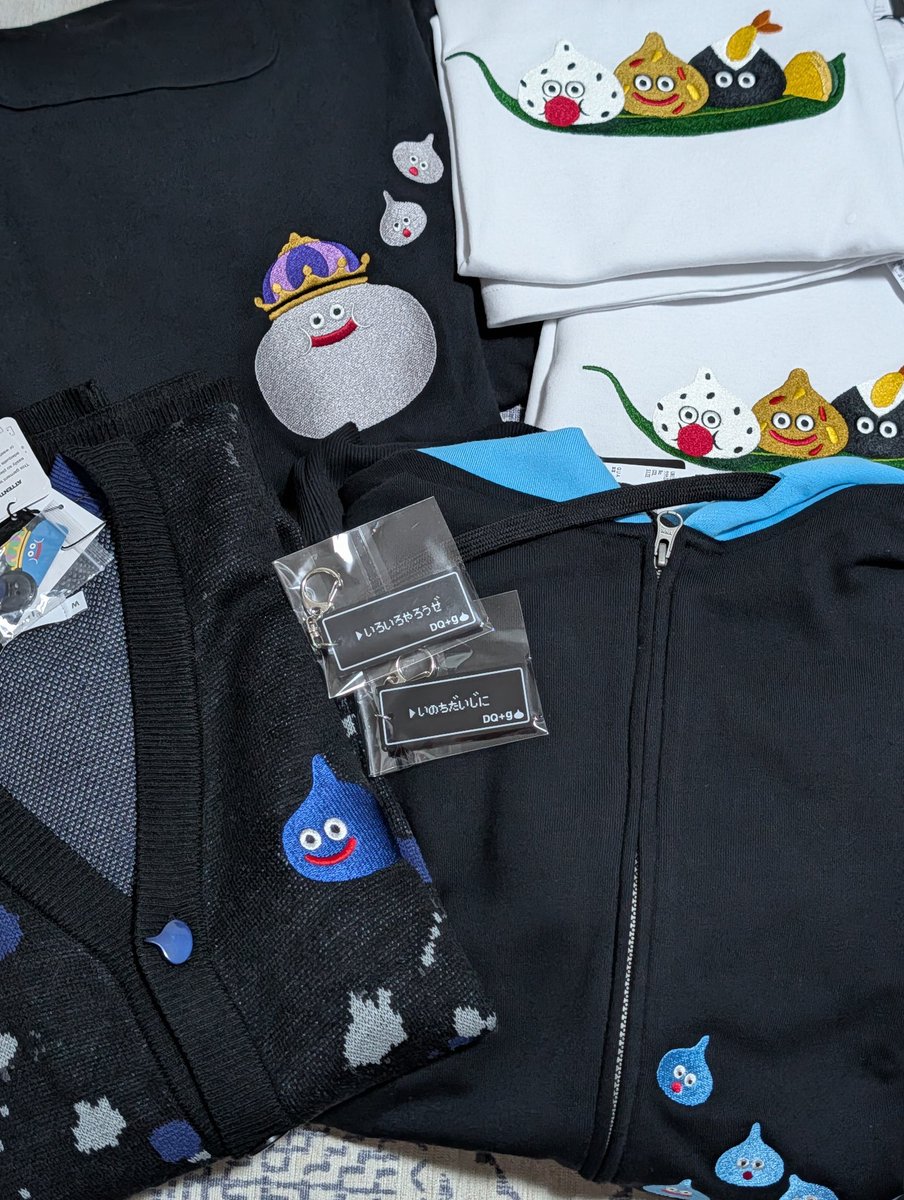 Zero_Talk_'s tweet photo. 帰宅した！グラニフ戦利品！✌︎(　˙-˙　)✌︎
開店凸して買うまで1時間半並び🥹数時間後帰る頃にはほぼ無くなっていた…🥹
カーディガン最後まで迷ってたけど試着したら想像以上によくて即決してしまったｗおにぎりはオソロで着るのだ~~~🍙 https://t.co/oVCVWOgHda