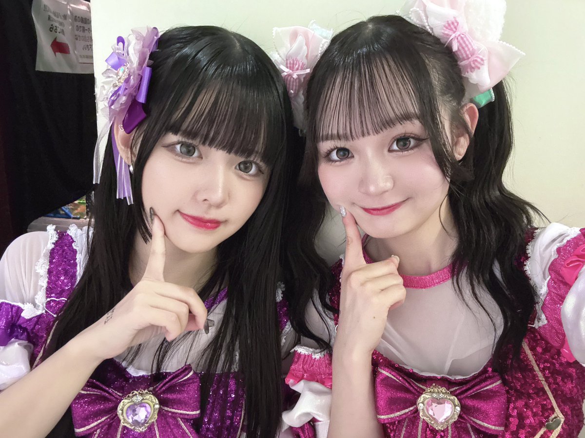 ririna_calres's tweet photo. 天才あやめさんがりりなとみいにヘアアクセ作ってくれた😭💜💜かわいい猫耳^_  ̫ _^❤︎
沢山使うありがとう😽♡ https://t.co/krx2IpIMWP