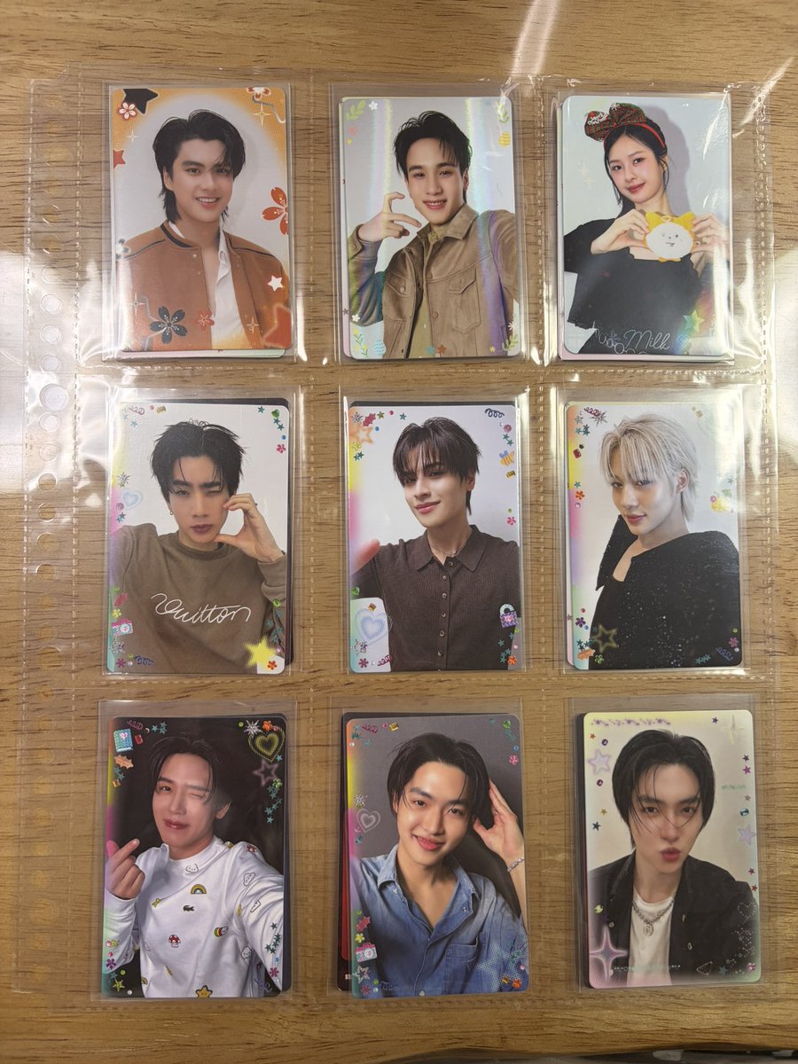eh_pii_'s tweet photo. GMMTV トレカ 交換/譲渡

【譲】画像(ツリーにも続きます)

【求】Est .Hong.Tee (異種要相談)
【買取】🇹🇭150円/枚　🇯🇵500円/枚

☑︎Pond.SantaはEst との交換優先
☑︎纏めての買取優先
☑︎LYKN大阪手渡し or 郵送

どなたでもリプお待ちしております。

#GMMTVPOPUPSTOREINFUKUOKA2026 https://t.co/evCmb4PBld