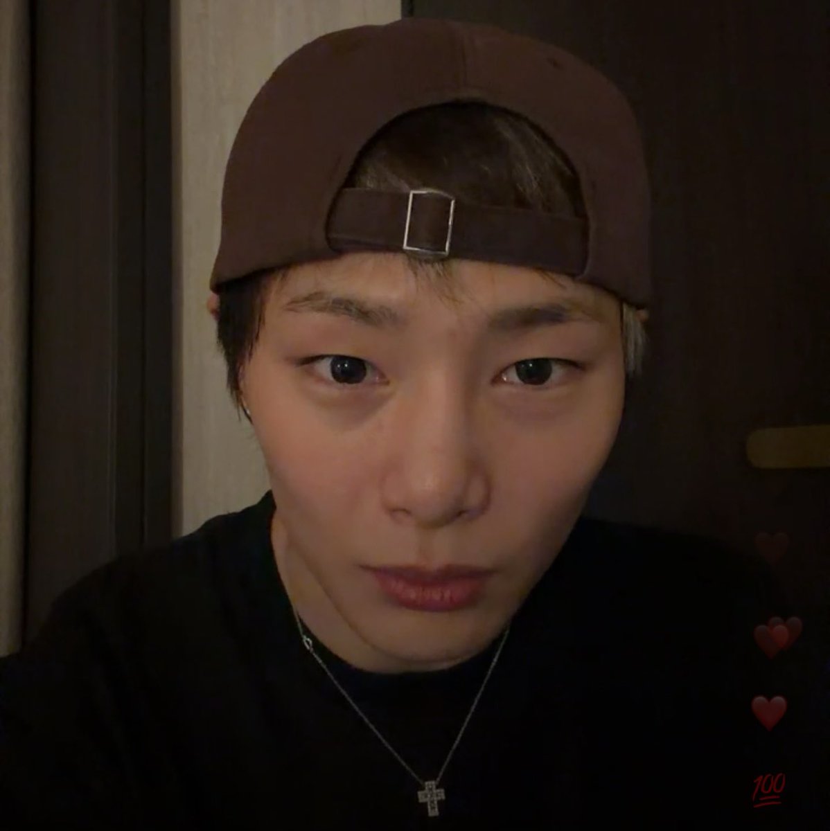 hourlyjgn's tweet photo. i.2.n.8 instagram live ! ♥︎ https://t.co/GKTgMBg8Br
