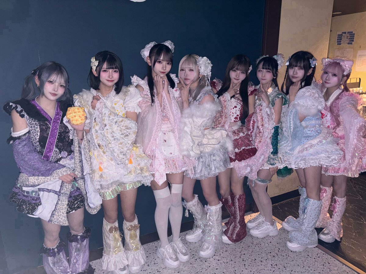 Yoruamiofficial's tweet photo. 【今日のよるあみちゃん⭐️】

初の男性限定ありがとう🔥
見守りに来てくれた女の子もありがとう♡

#よるあみ https://t.co/O5xCdmecvl