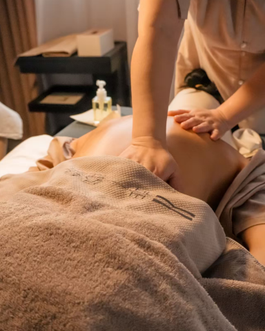 WELLNESSOASIS0's tweet photo. 🌿Mori Time Spa
📍715 Boylston St5th (ROOM 510) Floor,Boston, MA 02116
📞617-314-4022
Stressed and run down? Gentle massage calms mind &amp; body! Rhythmic strokes lift mood. Leave worries at the door, embrace pure peace in our cozy space. https://t.co/fMXHfhovoa