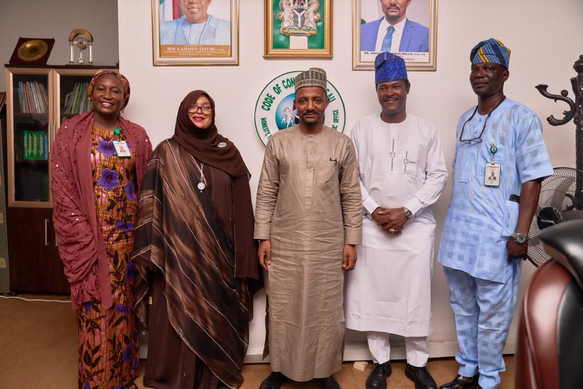 CCBNigeria's tweet photo. CCB x NFIU: Deepening collaboration ahead of the 2027 FATF Mutual Evaluation.

Chairman @abdubel received NFIU CEO Hajiya Hafsat Abubakar Bakari in Abuja for a joint readiness stocktake — closing gaps, building capacity, and strengthening intelligence sharing. https://t.co/TZba4fBA4y