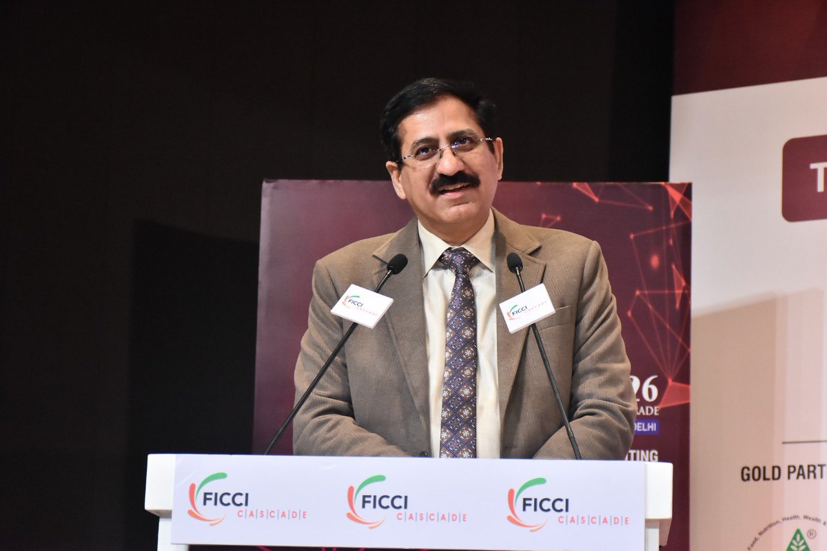 Cascadeglobal's tweet photo. The illicit market size of fast-moving commercial goods, personal care products, and textiles has reached ₹7.97 lakh crore in India, with about 1.6 million jobs lost.
Hon’ble Mr. Justice Sanjeev Sachdeva, Judge, Supreme Court of India
#MASCRADE2026 #FICCICASCADE
@MLJ_GoI @ficci_india