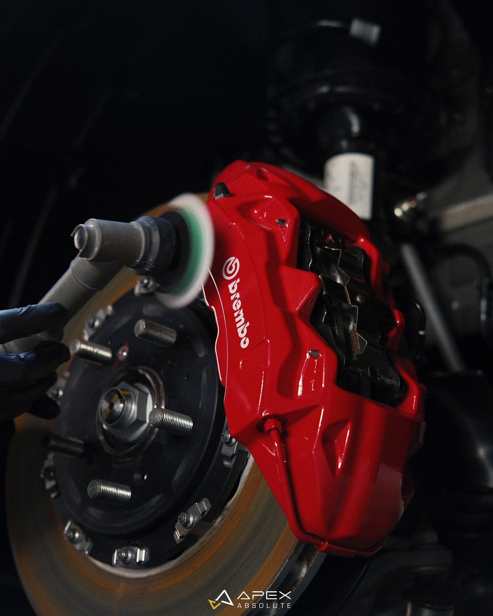 2009Gilberto's tweet photo. Heat-proof. Dust-proof. This brake caliper is fully coated and protected against brake dust, heat, and corrosion. Durability meets aesthetics. Call or WhatsApp +60149279972 to book your slot. https://t.co/NKGWHklLKy