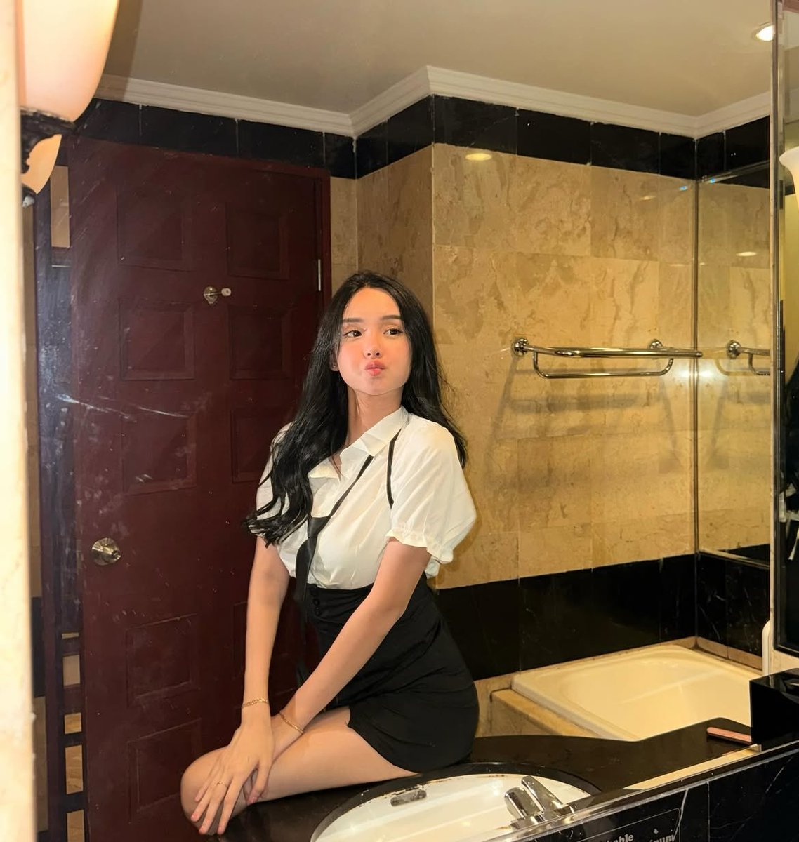 SunilKu80396325's tweet photo. open bo vcs jambi tapi aku chubyy ada ga ya #openbojambi #bojambi #availjambi https://t.co/Azsklzgwll