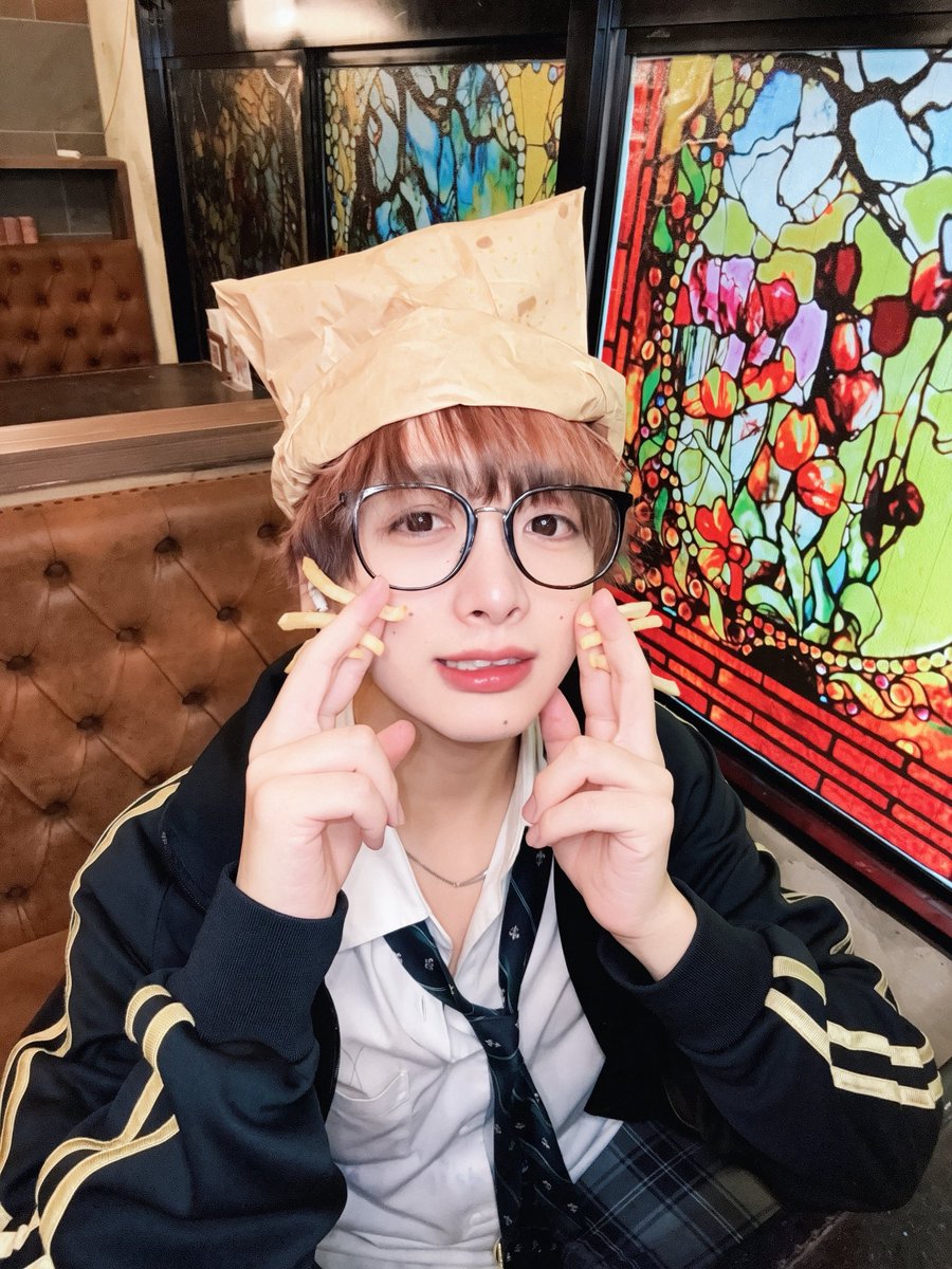 ikegaku_tomu's tweet photo. 流行りにはのっていくスタンス🍔 🍟 https://t.co/0Kify6gCQh