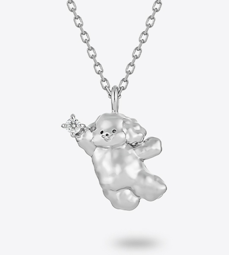 fashionpressnet's tweet photo. カナル 4℃×トムボニア“ふわふわ犬”のジュエリー、花畑を走る「ムック」のアシンメトリーピアス - https://t.co/uM558w9fCS https://t.co/kburqS0bIX