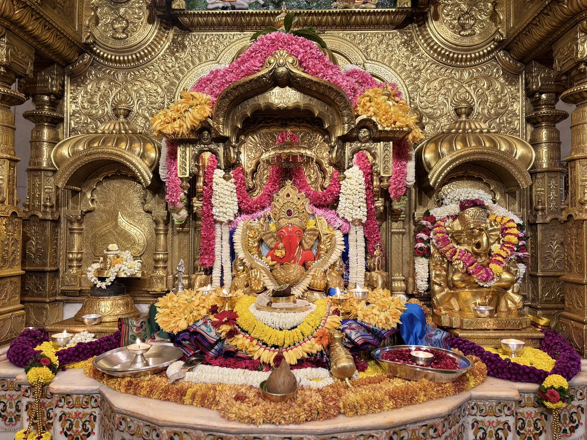 SVTMumbai's tweet photo. 🙏गणपती  बाप्पा मोरया 🌺मंगलमूर्ती मोरया 🙏१८/०९/२०२६
🙏Ganapati Bappa Moraya 🌺 Mangalmurti Moraya  🙏 18/09/2026 https://t.co/nceckeDNs4
