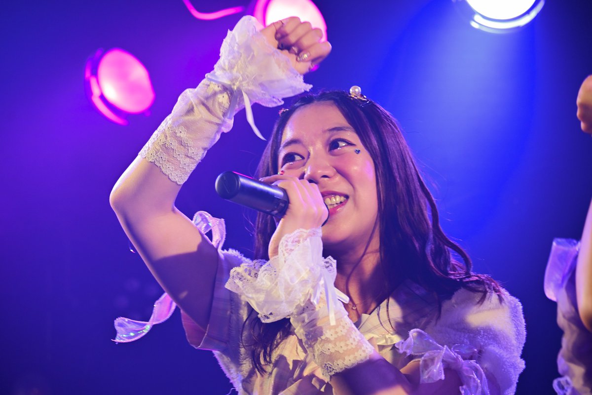 xxkeytyxx655321's tweet photo. #スペアアイドルライブ Vol.18
今回はみうさんと真��ちゃんのコラボ
デコ出しの真凜ちゃんなかなかいいですよね。
本人も気に入っているみたいですしね
髪アレンジ毎回いいよね
#真凜
#spaceartstudio https://t.co/qMzlwCoxme