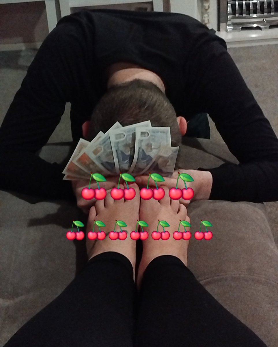 SpoilMissCherry's tweet photo. More money handed over at my feet, someone needed to pay for my new pedicure. 
💰🍒🌀

#findom #fendom #paypig #piggy https://t.co/m0YxpUv5iu