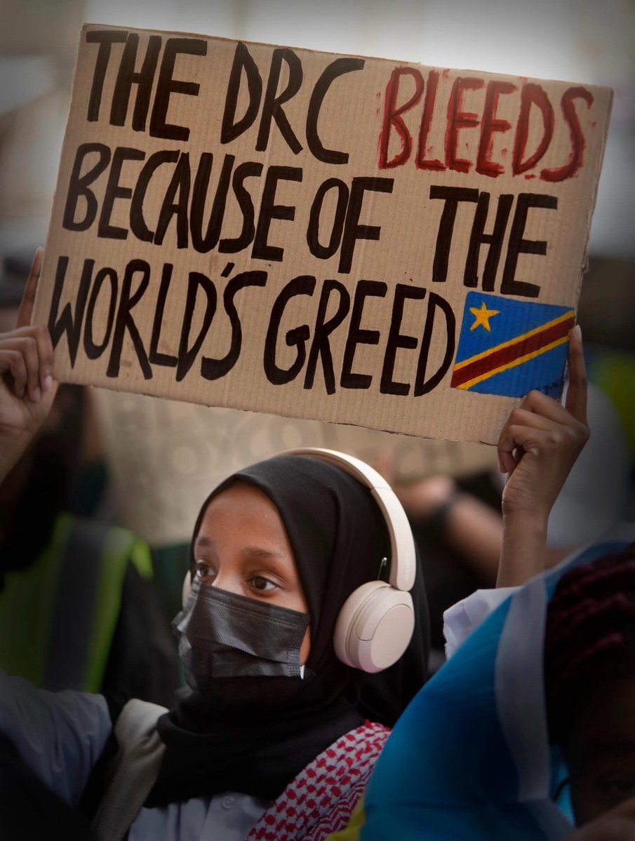 msNzuya's tweet photo. #FreeCongo 🇨🇩 #CongoIsBleeding 💔 
Stop Genocide ongoing in Congo 
Stop Genocide ongoing in Congo 
Stop Genocide ongoing in Congo 
Stop Genocide ongoing in Congo https://t.co/v1sJPlxlGk