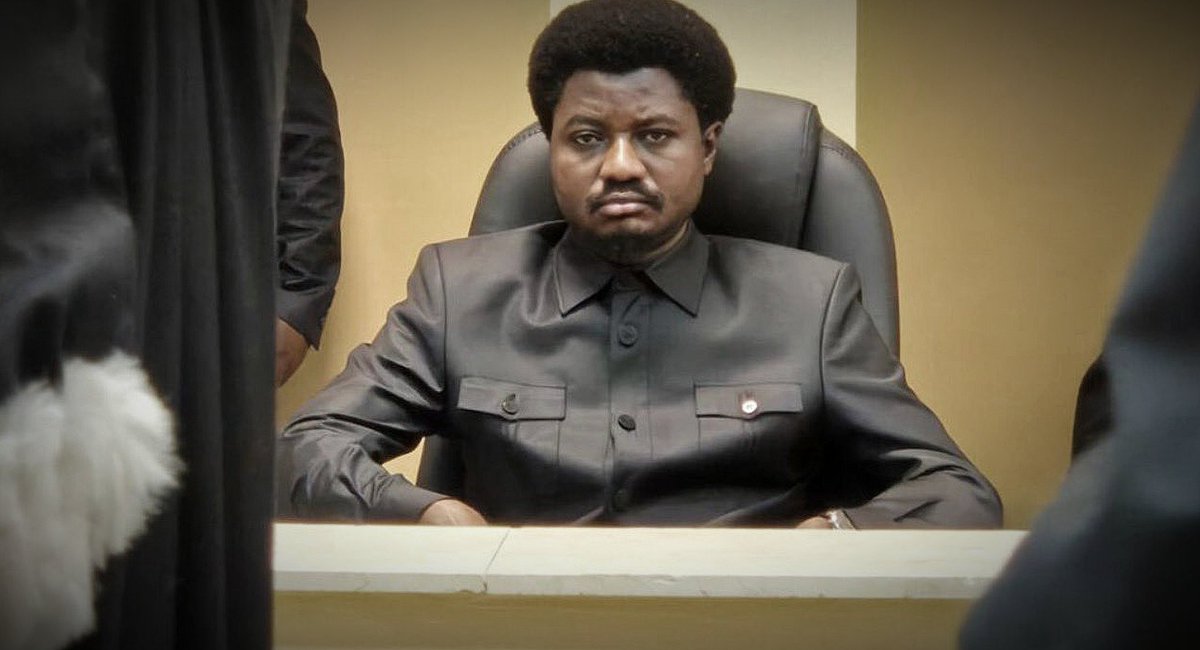 afrikarabia's tweet photo. #RDC L'ancien ministre de la #Justice Constant #Mutamba a été condamné à 10 ans de travaux forcé pour détournement de fonds publics dans le cadre du Fonds spécial de répartition des indemnisations aux victimes de l'#Ouganda #FRIVAO. En 2025, il avait également écopé de 3 ans de travaux forcés pour le détournement de fonds affectés à la construction d’un établissement pénitencier à #Kisangani.