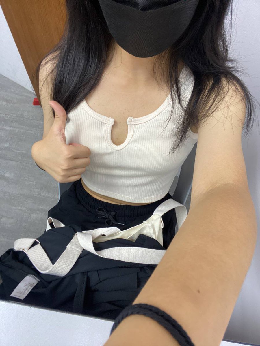 Serlynn93's tweet photo. hihi, just a little intro ˙ᵕ˙

↳ not new to twt, looking for moots ♡
↳ chinese, from singapore 🇸🇬 ♡
↳ NOT a xmm
↳ yapper when comfortable ♡

♡ / ↻ to be moots ˖ ࣪⊹
#introtwt #sgnsfw  #sgtwt https://t.co/xBRyAcRRPa