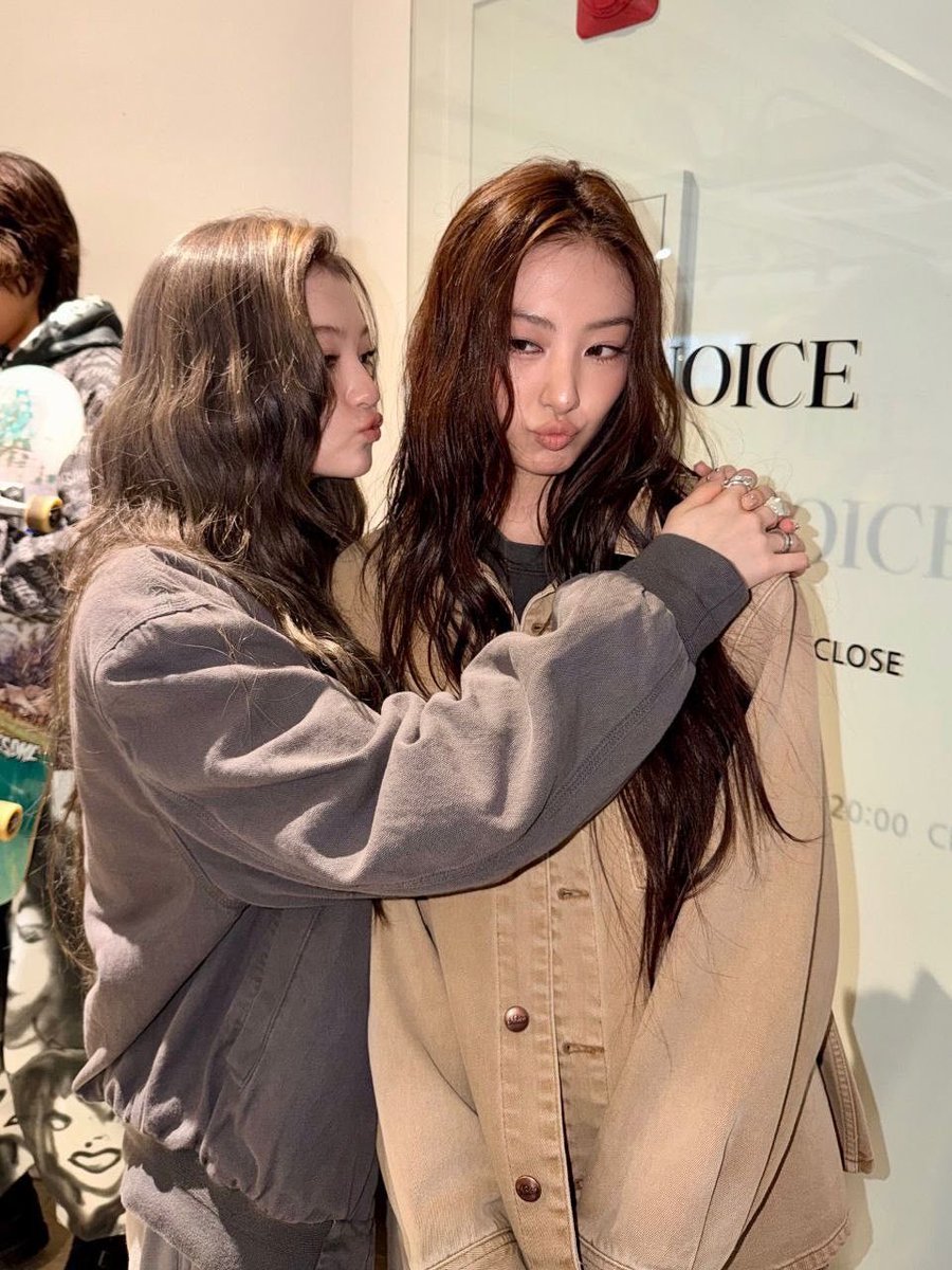 archivegalla's tweet photo. 갈라 안아...🤗🫂 https://t.co/27YFGVDey7