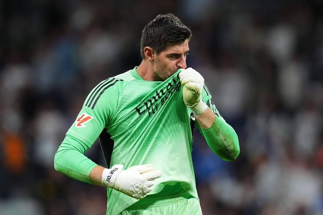 Footypulse_001's tweet photo. 🚨 Thibaut Courtois: “I still want to play football for five or six more years".

“Then I’d like to build an academy and train goalkeepers like me”. https://t.co/GZhpkdcPBS